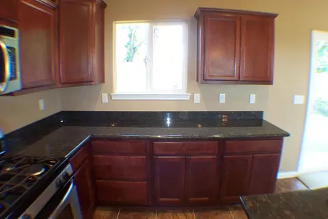 2296 Lonigan Ct, Redding, CA 96002 photo 11