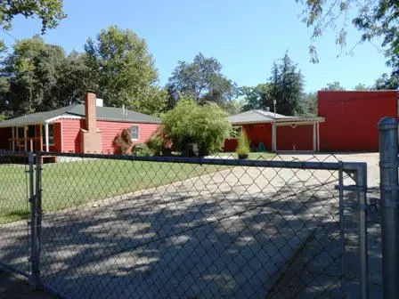 5421 Elm Ln, Redding, CA 96001 photo 1