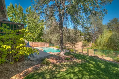 1969 Kinvarra Way, Redding, CA 96001 photo 8