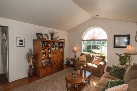 1969 Kinvarra Way, Redding, CA 96001 photo 5