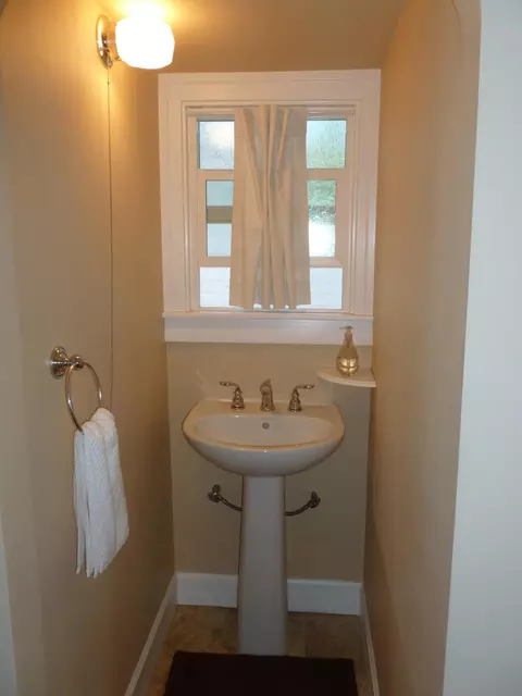 2106 Butte St, Redding, CA 96001 photo 28