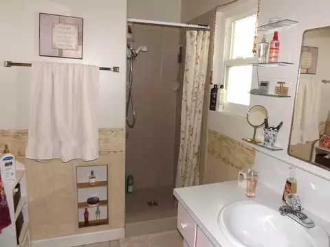 5056 Huntington Dr, Redding, CA 96002 photo 14