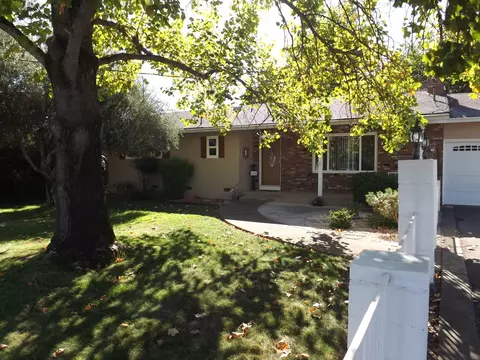 5056 Huntington Dr, Redding, CA 96002 photo 20