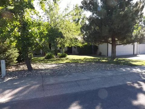 333 Rosewood Dr, Redding, CA 96003 photo 29