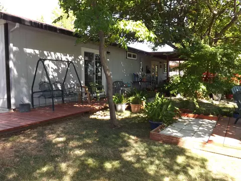 333 Rosewood Dr, Redding, CA 96003 photo 25