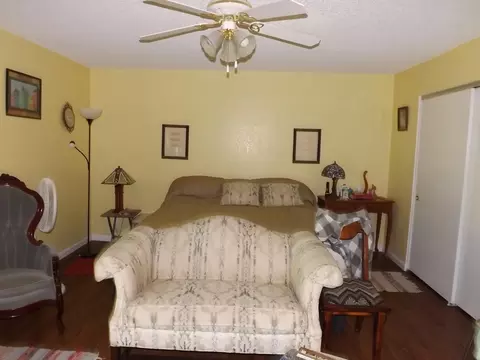 333 Rosewood Dr, Redding, CA 96003 photo 12