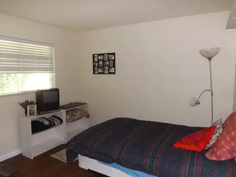 333 Rosewood Dr, Redding, CA 96003 photo 11