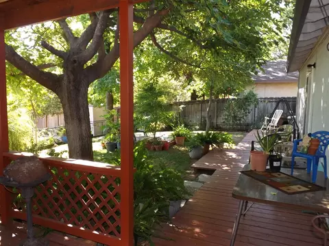 333 Rosewood Dr, Redding, CA 96003 photo 18