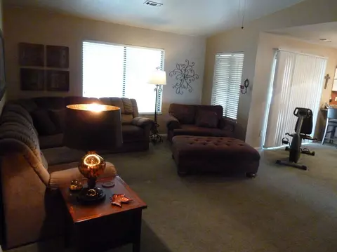 1060 Dara Ct, Redding, CA 96003 photo 7