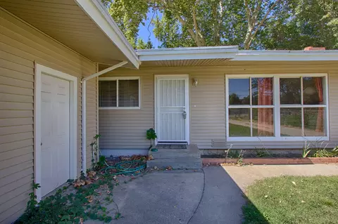 4510 E Bonnyview Rd, Redding, CA 96001 photo 2