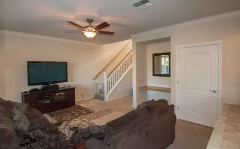 2054 Tuscany Way, Redding, CA 96003 photo 2