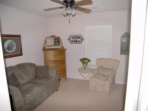 2035 Vienna, Redding, CA 96003 photo 20