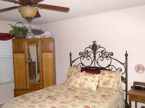 2035 Vienna, Redding, CA 96003 photo 12