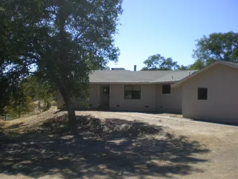 14810 Peppertree Ln, Red Bluff, CA 96080 photo 1
