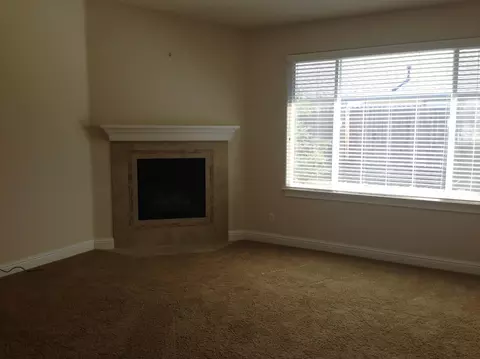 609 Grants Pass, Redding, CA 96003 photo 5