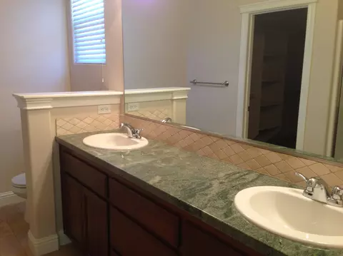609 Grants Pass, Redding, CA 96003 photo 6