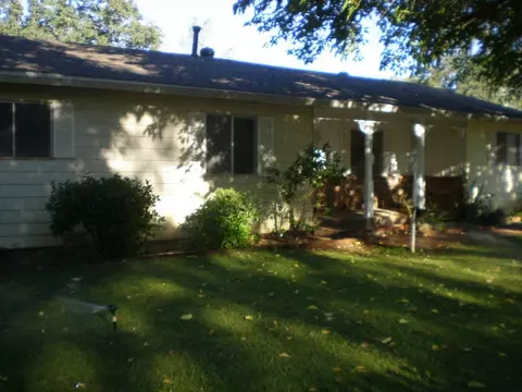 8952 Christopher Ln, Redding, CA 96002 photo 4