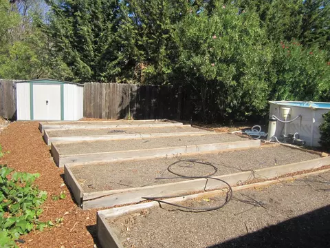 1616 Wee Burn Ct, Redding, CA 96003 photo 15