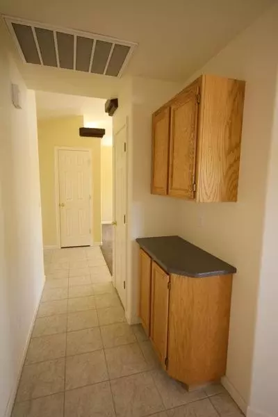 974 Paramount Way, Redding, CA 96003 photo 12