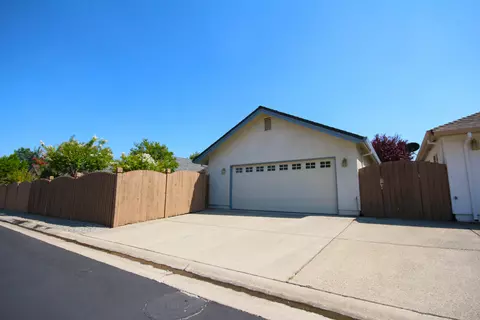 1754 Capistrano Walk, Redding, CA 96003 photo 19