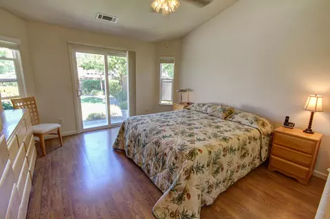 1754 Capistrano Walk, Redding, CA 96003 photo 4
