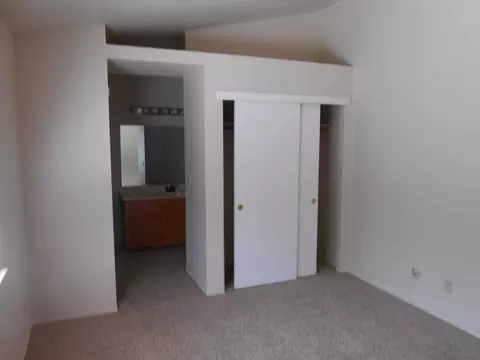 683 Alamine Dr, Redding, CA 96003 photo 5