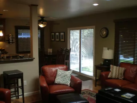 645 Lincoln St, Redding, CA 96001 photo 5