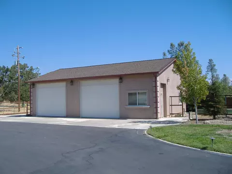 21142 Kiwi Ln, Redding, CA 96003 photo 2