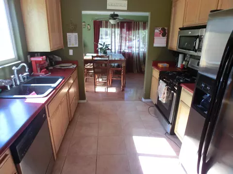 19869 Loop St, Anderson, CA 96007 photo 4