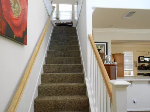 2341 La Villa, Redding, CA 96003 photo 4