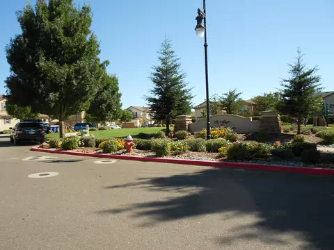 2341 La Villa, Redding, CA 96003 photo 23