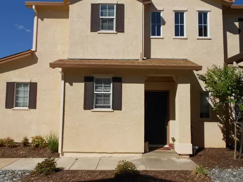 2341 La Villa, Redding, CA 96003 photo 1