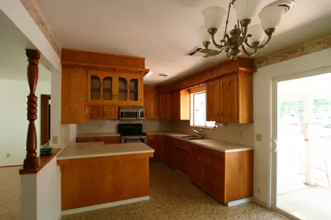 8470 Ranchette Dr, Redding, CA 96001 photo 3