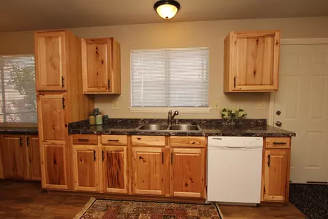 1803 Sheridan St, Redding, CA 96001 photo 3