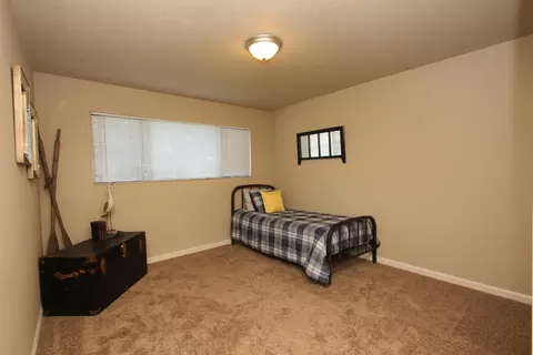 1803 Sheridan St, Redding, CA 96001 photo 9