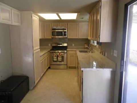 22301 Mirror Valley Ln, Redding, CA 96003 photo 10