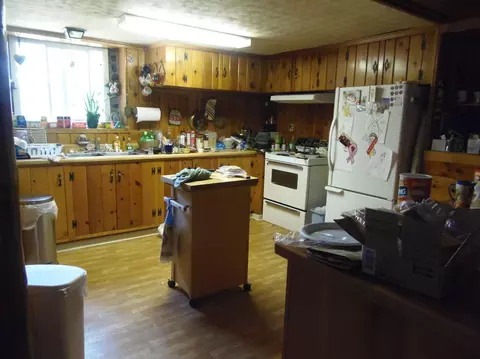 37496 Toronto Ave, Burney, CA 96013 photo 4