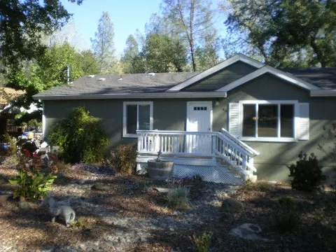 45 Cooper Dr, Redding, CA 96001 photo 3
