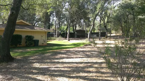 1638 Canyon Rd, Redding, CA 96001 photo 4