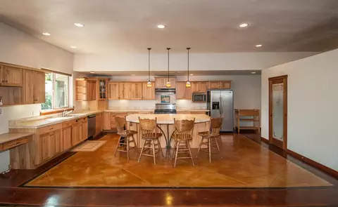 3269 Dodson Ln, Anderson, CA 96007 photo 17