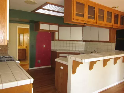 8096 Montgomery Cir, Redding, CA 96001 photo 4