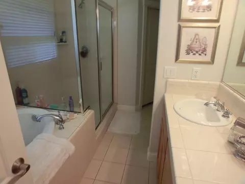 1097 Coggins, Redding, CA 96003 photo 8
