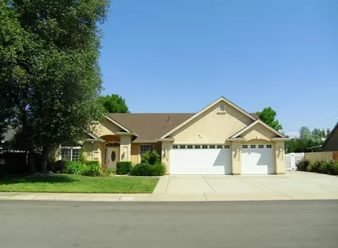 3070 Madison River Dr, Redding, CA 96002 photo 5