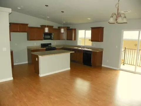 3225 Bridge Water, Redding, CA 96003 photo 2