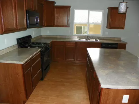 3225 Bridge Water, Redding, CA 96003 photo 6