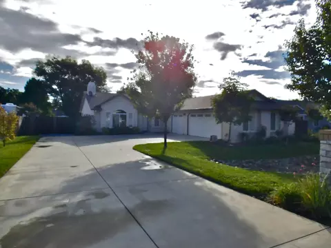 4545 Cerro Ln, Redding, CA 96001 photo 1