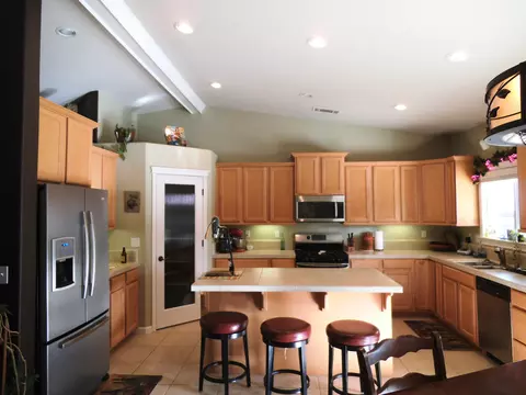 4545 Cerro Ln, Redding, CA 96001 photo 10