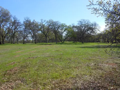 14660 Molluc Dr, Red Bluff, CA 96080 photo 3