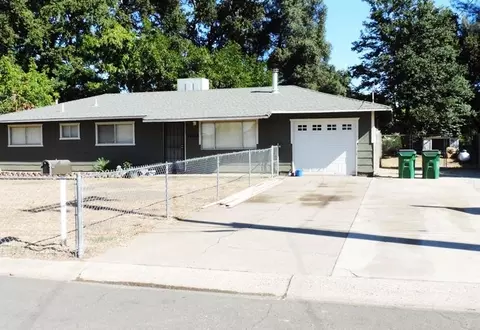 19674 Day Ln, Redding, CA 96002 photo 2