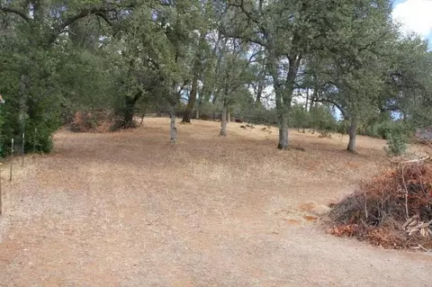 8891 Simmons Rd, Redding, CA 96001 photo 24